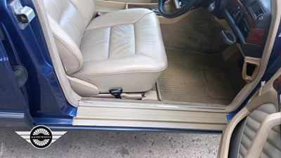 Lot 606 - 1989 MERCEDES 300 SE AUTO