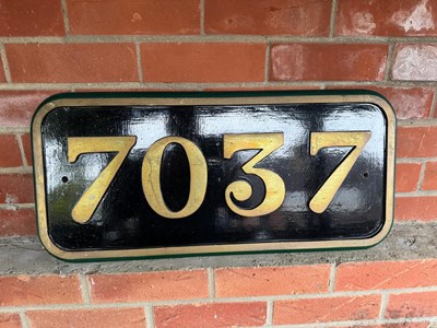 Lot 191 - WOODEN RAILWAY ENGINE NUMBER SIGN 26" X 12"