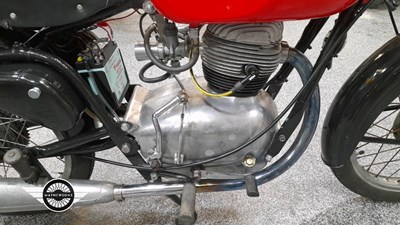 Lot 622 - 1954 MOTO GILERA 150