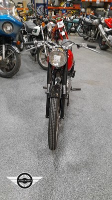 Lot 622 - 1954 MOTO GILERA 150