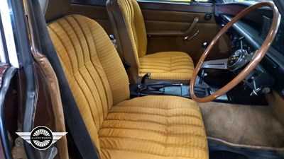 Lot 556 - 1974 ROVER P6 3500 S