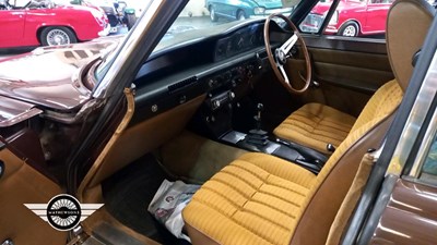 Lot 556 - 1974 ROVER P6 3500 S