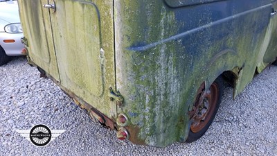 Lot 610 - 1971 MORRIS 8 CWT VAN