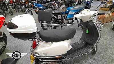 Lot 782 - 2012 PIAGGIO VESPA LX 50