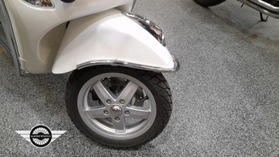 Lot 782 - 2012 PIAGGIO VESPA LX 50