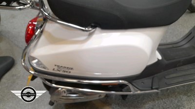 Lot 782 - 2012 PIAGGIO VESPA LX 50