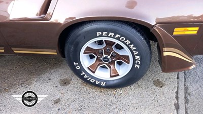 Lot 826 - 1981 CHEVROLET GMC CAMARO