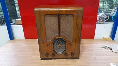 Lot 301 - FERGUSON RADIO