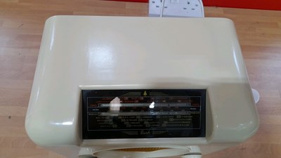 Lot 277 - BUSH BAKELITE CREAM RADIO