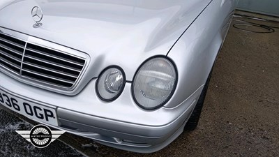 Lot 700 - 2000 MERCEDES CLK 320 ELEGANCE AUTO