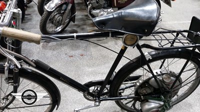 Lot 117 - 1950 RALEIGH CYCLE MASTER