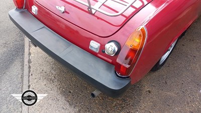 Lot 670 - 1976 MG MIDGET 1500