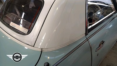 Lot 684 - 1991 NISSAN FIGARO