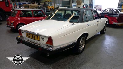 Lot 528 - 1979 JAGUAR 4.2 XJ6 AUTO