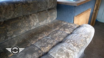 Lot 804 - 1981 BEDFORD CAMPER
