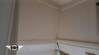 Lot 804 - 1981 BEDFORD CAMPER