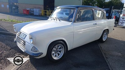 Lot 57 - 1964 FORD ANGLIA