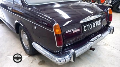 Lot 860 - 1971 AUSTIN 3 LITRE AUTO