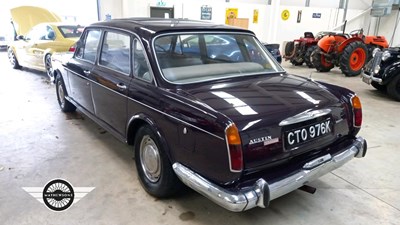 Lot 860 - 1971 AUSTIN 3 LITRE AUTO