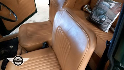 Lot 882 - 1966 MORRIS MINOR TRAVELLER