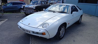 Lot 472 - 1986 PORSCHE 928 S