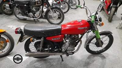 Lot 30 - 1982 HONDA CG 125