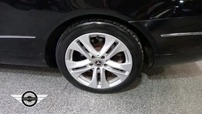 Lot 194 - 2010 MERCEDES-BENZ E250 BLUEEFF-CY SE CGI A