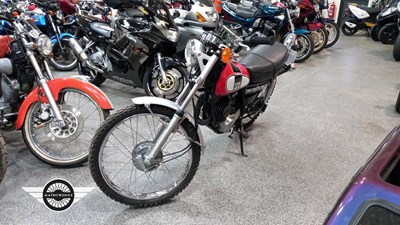 Lot 32 - 1975 YAMAHA DT175