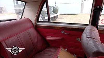 Lot 92 - 1964 WOLSELEY 16/60