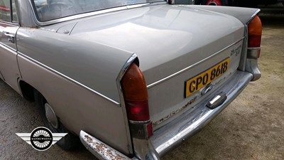 Lot 92 - 1964 WOLSELEY 16/60