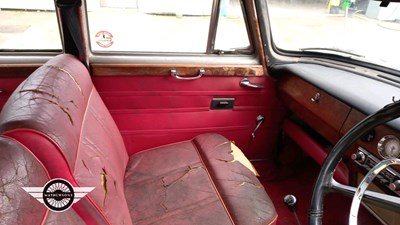 Lot 92 - 1964 WOLSELEY 16/60