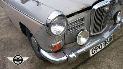 Lot 92 - 1964 WOLSELEY 16/60