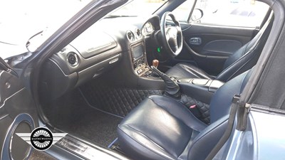 Lot 106 - 2004 MAZDA MX-5 ARCTIC