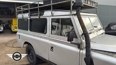 Lot 140 - 1981 LAND ROVER 109" - 4 CYL