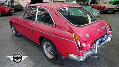 Lot 820 - 1969 MG B GT