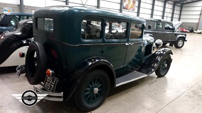 Lot 172 - 1929 DODGE SENIOR SIX SEDAN