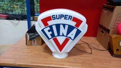 Lot 565 - FINA PETROL GLOBE