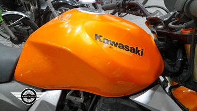 Lot 178 - 2003 KAWASAKI ZR 1000 A1H