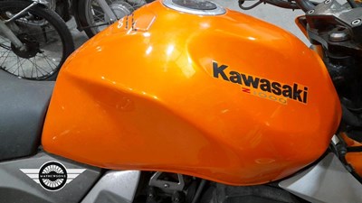 Lot 178 - 2003 KAWASAKI ZR 1000 A1H