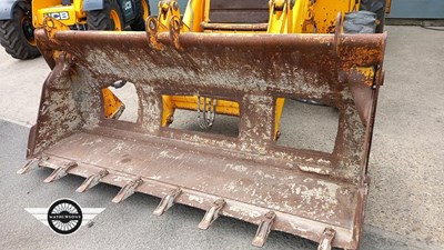 Lot 350 - CIRCA 1990s JCB SITEMASTER