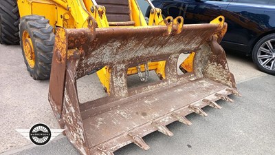 Lot 350 - CIRCA 1990s JCB SITEMASTER