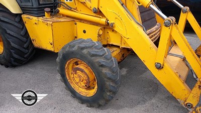 Lot 350 - CIRCA 1990s JCB SITEMASTER