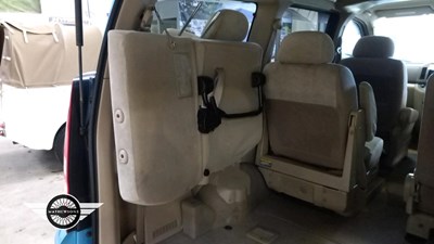 Lot 206 - 2004 NISSAN SERENA 7 SEATER