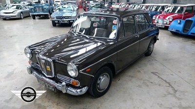 Lot 262 - 1969 WOLSELEY 1300