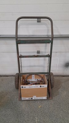 Lot 871 - GAS WELDING TROLLEY AND PIPES