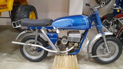 Lot 853 - MODEL MOTORCYCLE