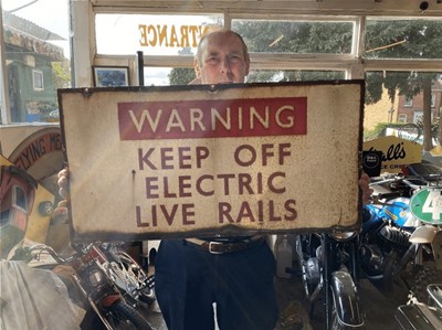 Lot 491 - LIVE RAIL SIGN