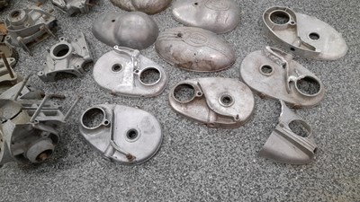 Lot 793 - VILLIERS ENGINE AND GEARBOX PARTS