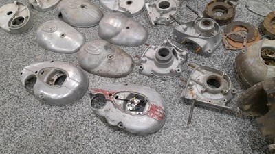 Lot 793 - VILLIERS ENGINE AND GEARBOX PARTS