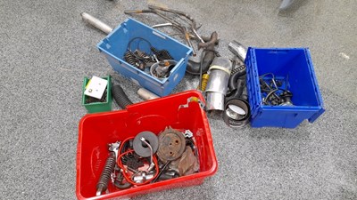 Lot 803 - SELECTION OF VARIOUS MOTORCYCLE PARTS